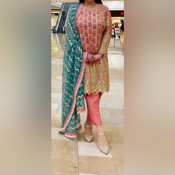 Asim jofa suit - Picture 1 of 2